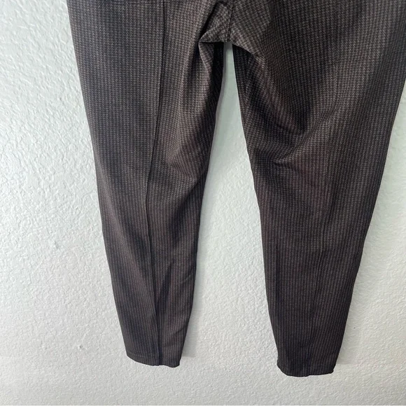 ATHLETA Delancey Houndstooth Tight Legging Size Medium - Picture 7 of 12